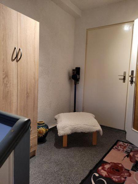Apartment Urlaub Ueber Den Second Hand Laedchen Grossbreitenbach